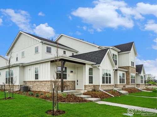 b10-3045 E Trilby Rd, Fort Collins, CO, 80528-9617 | Card Image