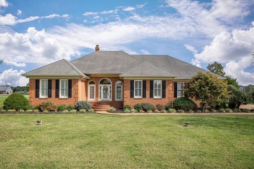 328 Riley Ave, Smithville, TN, 37166-1125 | Card Image
