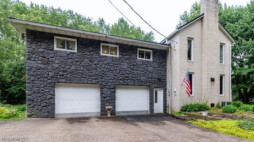 1603 Chestnut Grove Rd, Salem, OH, 44460-4276 | Card Image
