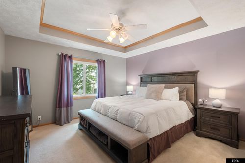11611 Ridgeview Cir, Bellevue, NE, 68133-2715 | Card Image