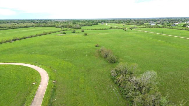 504 Brahman Trl, Home with 0 bedrooms, 0 bathrooms and null parking in Angleton TX | Image 4