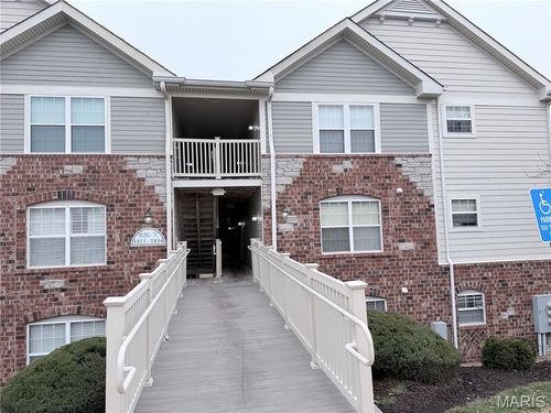 201-1821 Piedmont Cir, Saint Peters, MO, 63304-5675 | Card Image