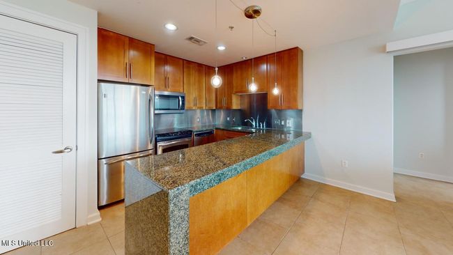 2060-Beach-Blvd-Kitchen (1) | Image 7