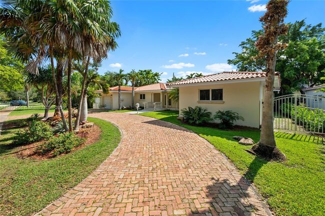 5211 Granada Blvd, House other with 4 bedrooms, 3 bathrooms and null parking in Coral Gables FL | Image 25