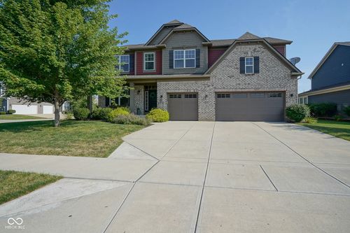 15736 Lawton Square Dr, Noblesville, IN, 46062-6496 | Card Image