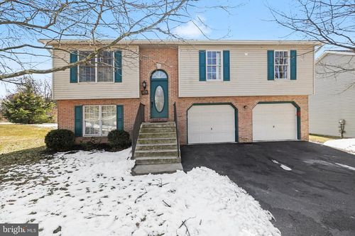 478 Chestnut Way, New Cumberland, PA, 17070-2733 | Card Image