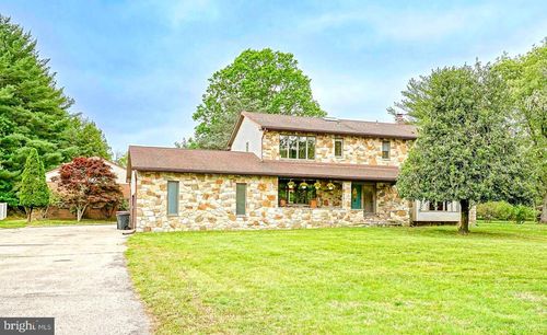 1056 Chews Landing Rd, LAUREL SPRINGS, NJ, 08021-2958 | Card Image