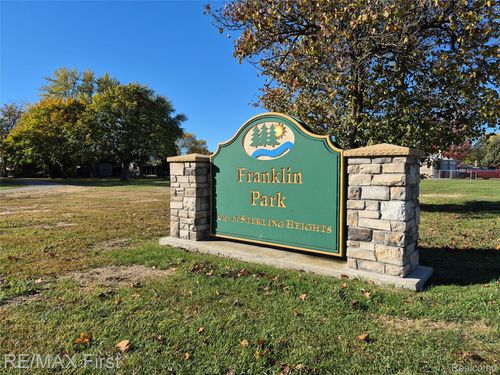 2219 Belmont Dr, Sterling Heights, MI, 48310-2302 | Card Image