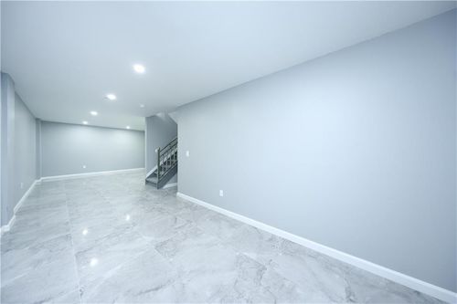 1f-1725 68th St, Brooklyn, NY, 11204-5006 | Card Image