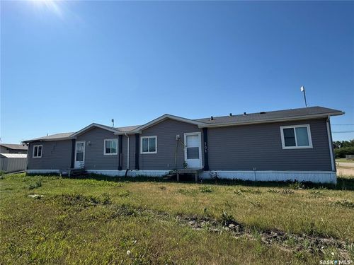 701 2 Ave E, Shellbrook, SK, S0J2E0 | Card Image