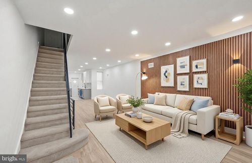 7335 Walnut Ln, PHILADELPHIA, PA, 19138-1331 | Card Image