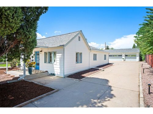 5539 W 32nd Ave, Wheat Ridge, CO, 80212-7002 | Card Image