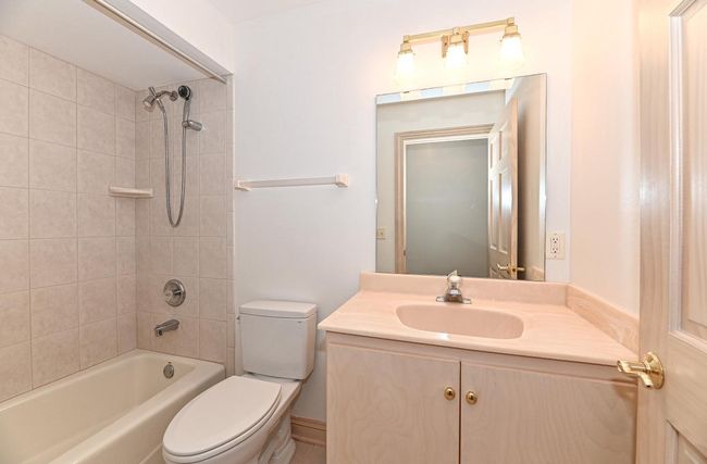 B - 540 Mc Aurther Lane, Condo with 2 bedrooms, 2 bathrooms and null parking in Brookfield WI | Image 11