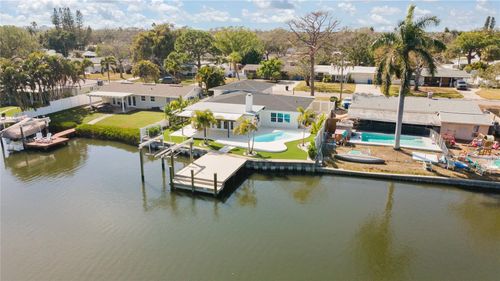 4543 Carson St Ne, ST PETERSBURG, FL, 33703-4237 | Card Image