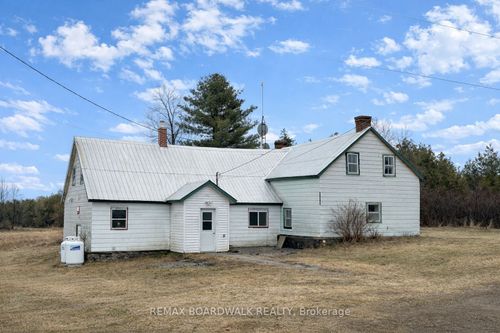 175 Prescott Rd, Smiths Falls, ON, K7A4S6 | Card Image
