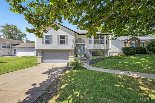 103 Heron Ct, Saint Peters, MO, 63376-5038 | Card Image