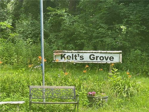 1 Kelts Grove Rd, Waterford, NY, 12188-1943 | Card Image