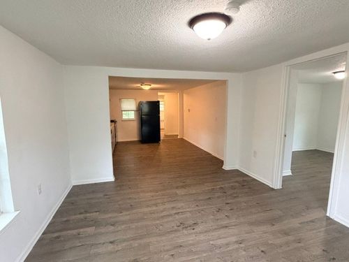 927 Baker St, Denison, TX, 75020-7507 | Card Image