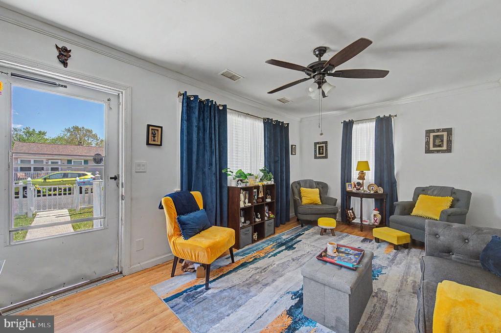 Residential in MAYS LANDING 5