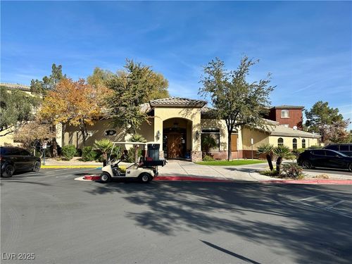 2050-4400 S Jones Blvd, Las Vegas, NV, 89103-3335 | Card Image