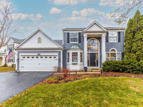 943 Chesapeake Blvd, Grayslake, IL, 60030-1195 | Card Image