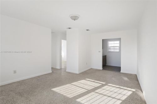 apt-3-1251 Nw 59th St, Miami, FL, 33142-2657 | Card Image