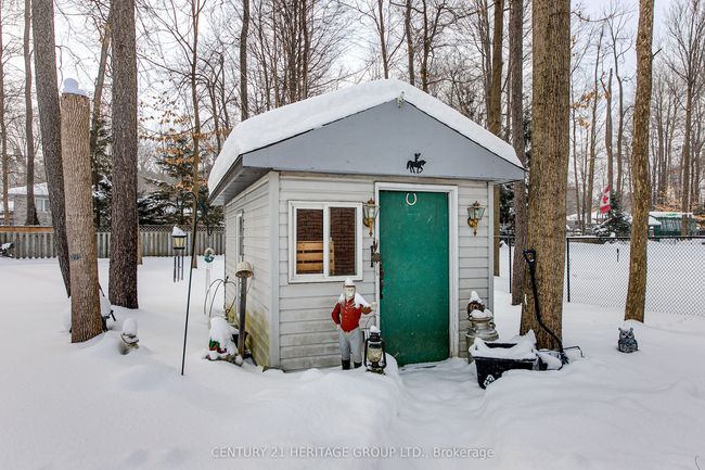 70 Moore Ave, House other with 4 bedrooms, 3 bathrooms and 9 parking in Everett ON | Image 30