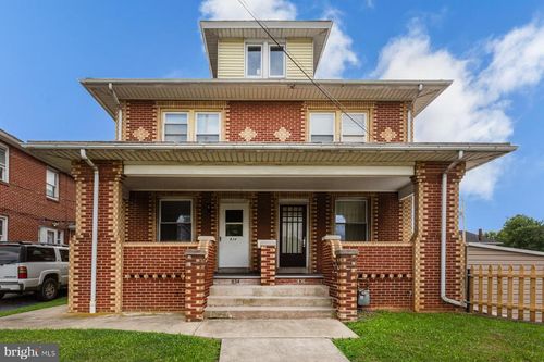 834 W Main St, PALMYRA, PA, 17078-1515 | Card Image