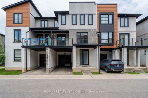 938 Battery Pk, London, ON, N6H0J7 | Card Image