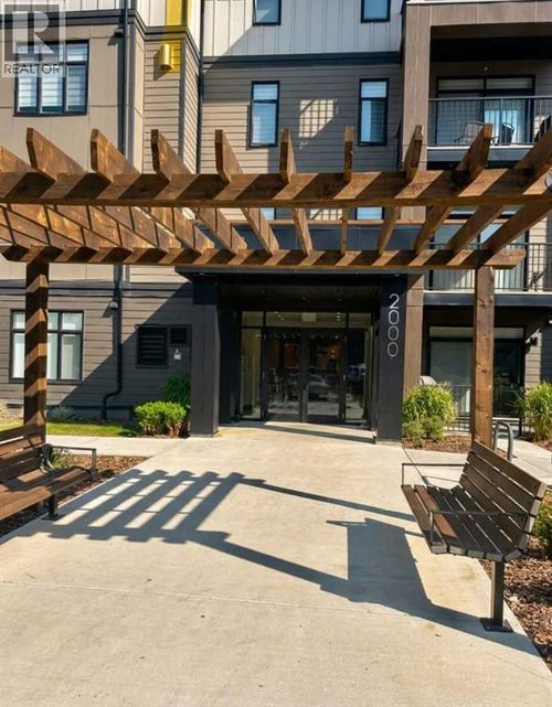 200 Seton Cir Se, Calgary, AB, T3M3X1 | Card Image