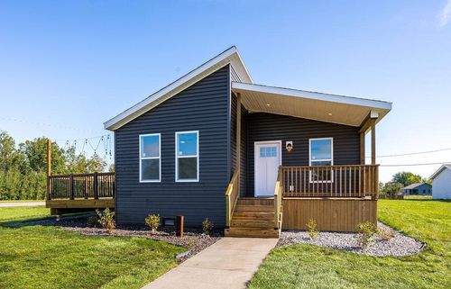 1801 E 10th St, Superior, WI, 54880-3544 | Card Image