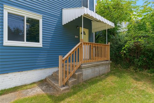 2232 Leechburg Rd, Penn Hills, PA, 15235-2411 | Card Image