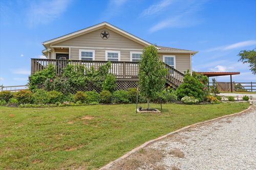 153 Mccrae Ln, Boyd, TX, 76023-5282 | Card Image