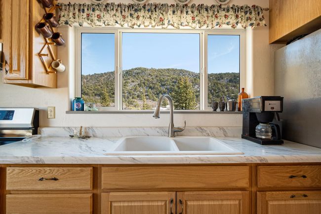 19106 Kimball Creek Rd, House other with 3 bedrooms, 3 bathrooms and null parking in Collbran CO | Image 7