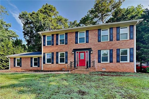 6839 Woodcreek Ln, Douglasville, GA, 30135-1681 | Card Image