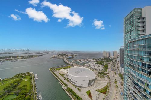 apt-5203-900 Biscayne Blvd, Miami, FL, 33132-1576 | Card Image