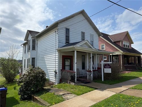 202 Central Ave, Chicora, PA, 16025-3232 | Card Image