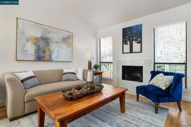 APT-8 - 1945 Trinity Ave, Condo with 2 bedrooms, 2 bathrooms and null parking in Walnut Creek CA | Image 23