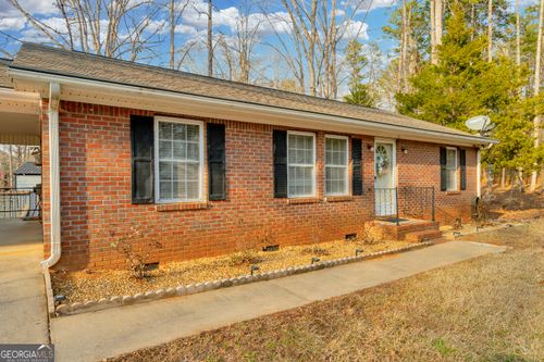 495 Imperial Dr, Martin, GA, 30557-4820 | Card Image