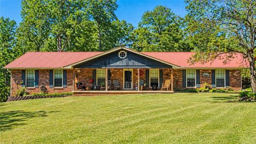 1024 Trail St, Valley, AL, 36854-5305 | Card Image