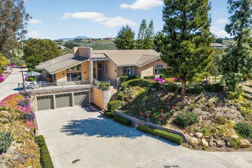 20765 Avenida Castilla, Murrieta, CA, 92562 | Card Image