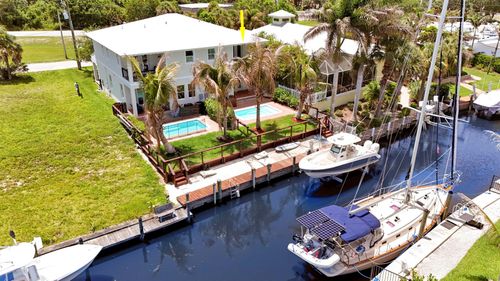 3997 Barcelona St, Stuart, FL, 34997-6801 | Card Image