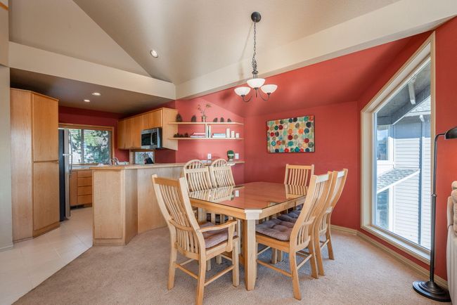 48-web-or-mls-1-16-25 19717 Mt Bachelor | Image 10