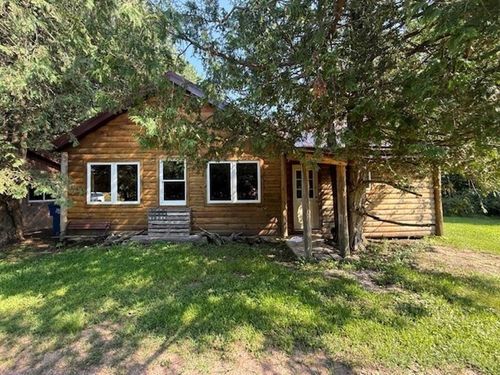 W16822 School House Rd, Wittenberg, WI, 54499-8430 | Card Image