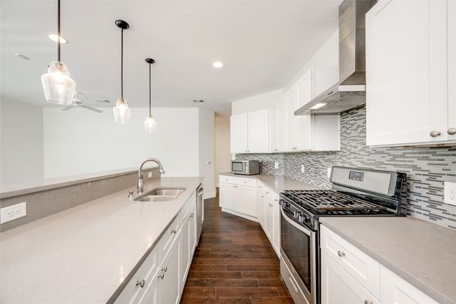 UNIT-12 - 908 Nueces St, Condo with 2 bedrooms, 2 bathrooms and 1 parking in Austin TX | Image 10