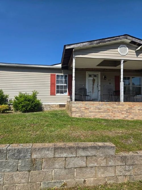 415 E 11th St, Columbia, TN, 38401 | Card Image