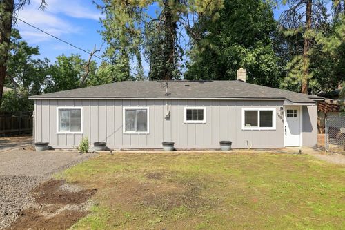 10515 E 10th Ave, Spokane Valley, WA, 99206-6905 | Card Image