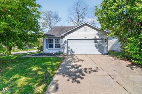 3654 Cedar Pine Pl, Indianapolis, IN, 46235-5812 | Card Image