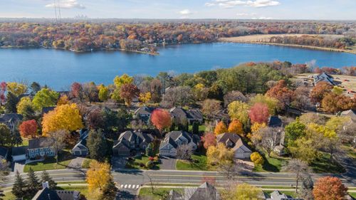 4481 Snail Lake Blvd, Shoreview, MN, 55126-1919 | Card Image