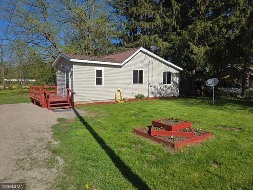 121 Michigan Ave, Centuria, WI, 54824-8035 | Card Image